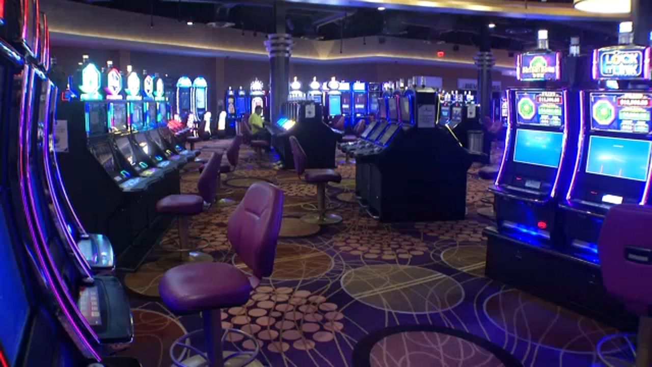 is finger lakes casino open