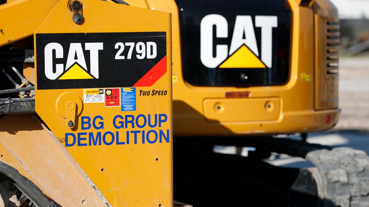 Caterpillar moving its headquarters to Texas from Illinois