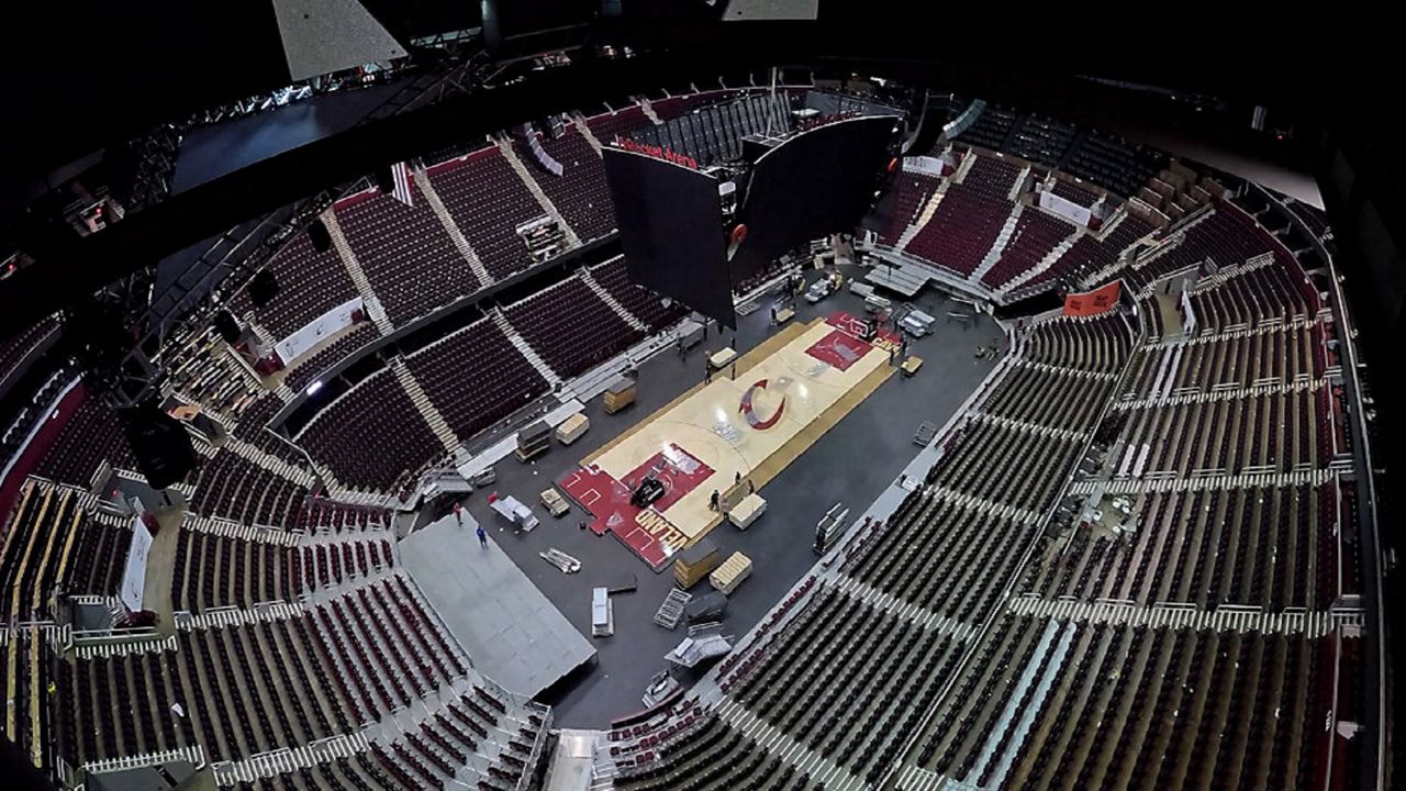 Rocket Arena transforms from court to ice during Cavs and Monsters’ playoffs 