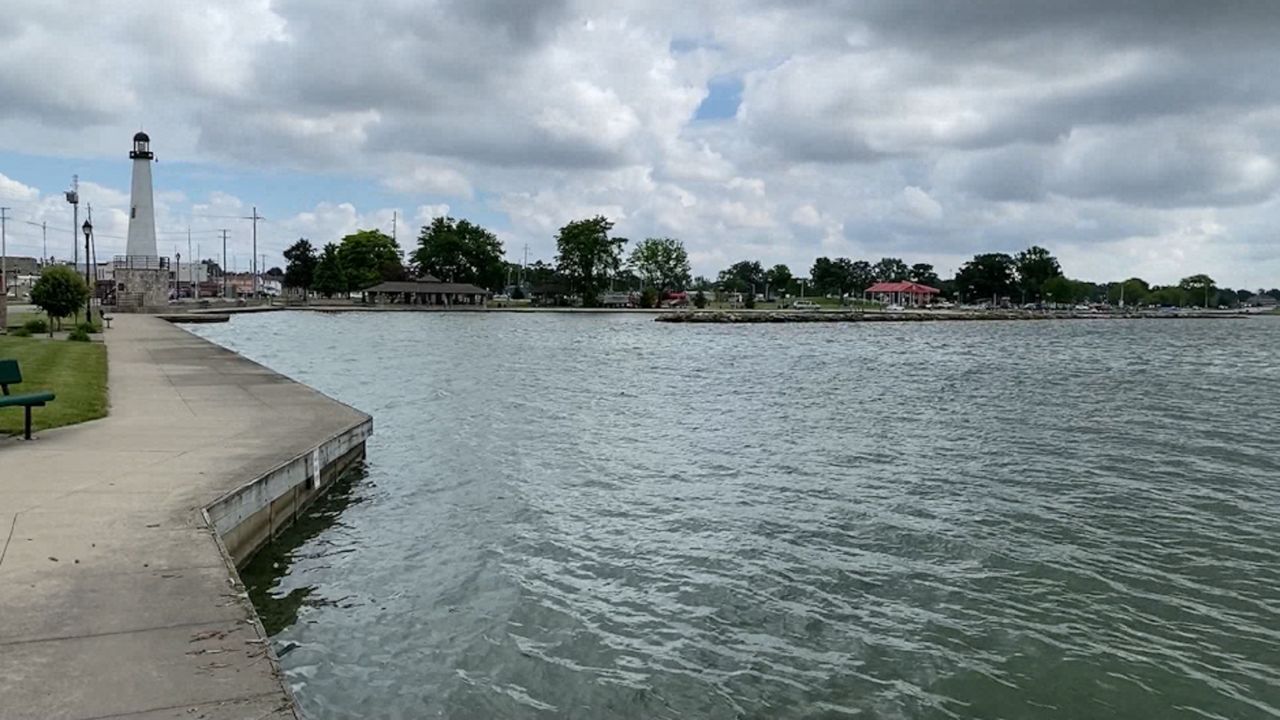 Grand Lake St Marys Water Quality Improving   Celina Lighthouse