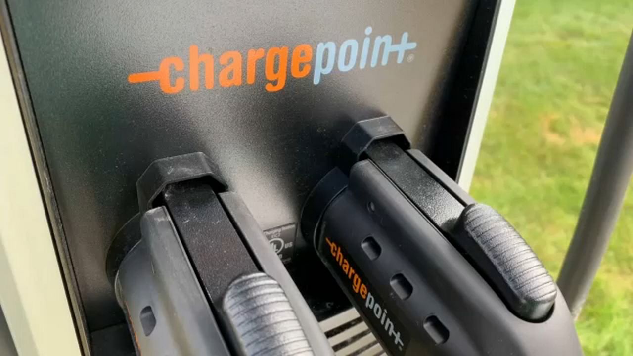 New Electric Vehicle Charging Stations Come to Greece