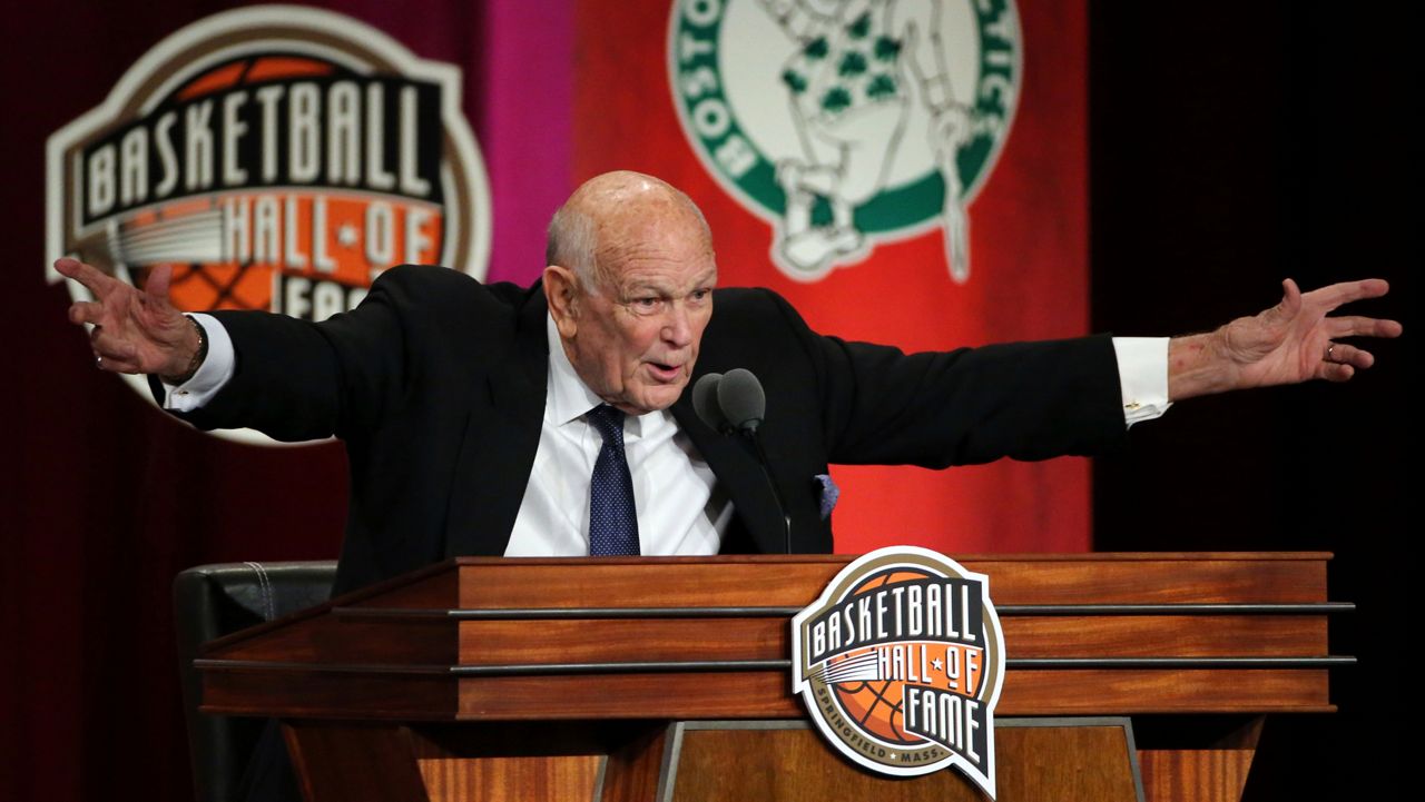 Charles "Lefty" Driesell speaks during induction ceremonies into the Basketball Hall of Fame, Friday, Sept. 7, 2018, in Springfield, Mass. (AP file photo/Elise Amendola)