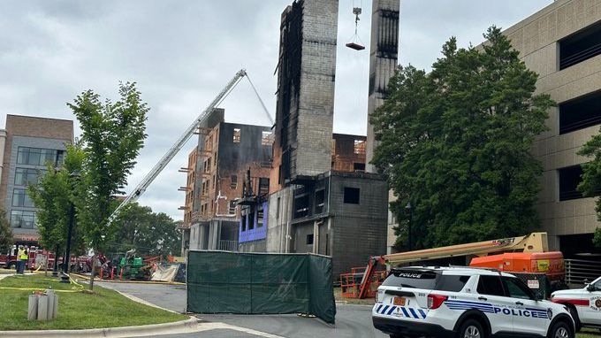 2 dead after fire rips through SouthPark construction site – WSOC TV