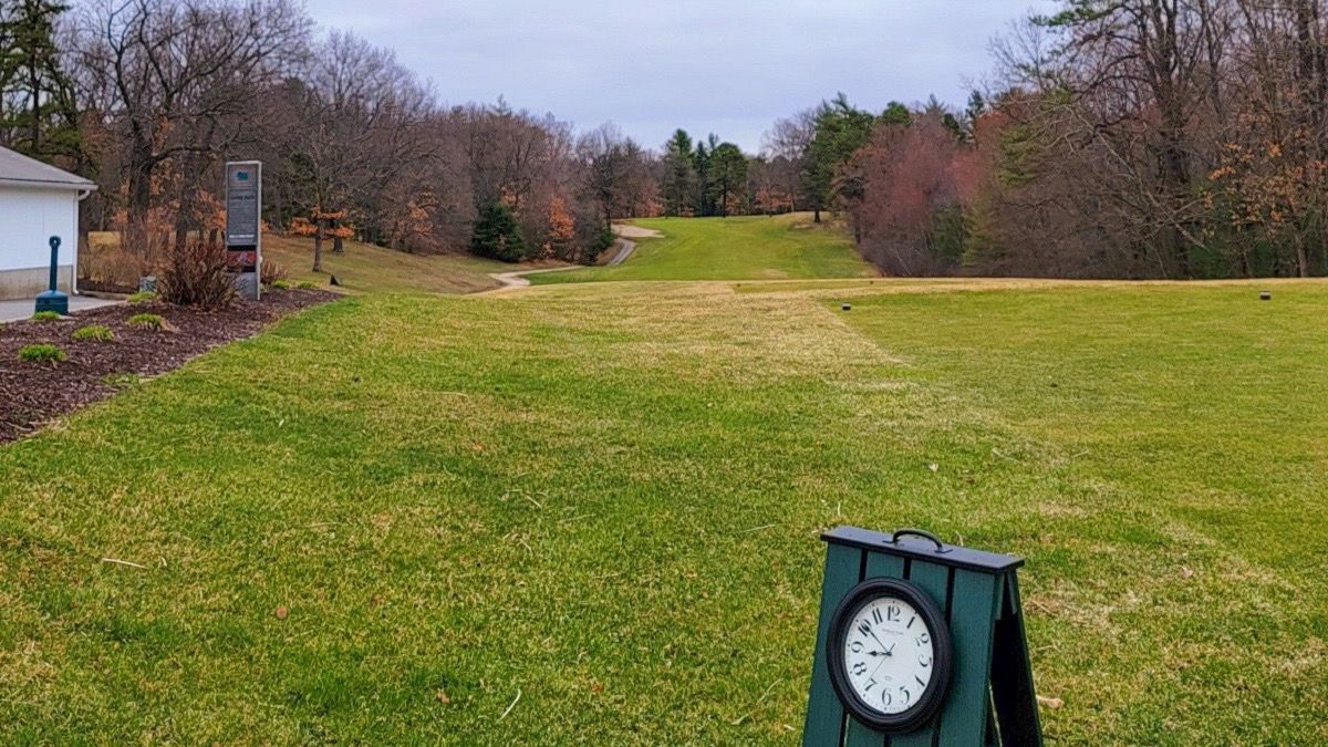 chicopee country club driving range