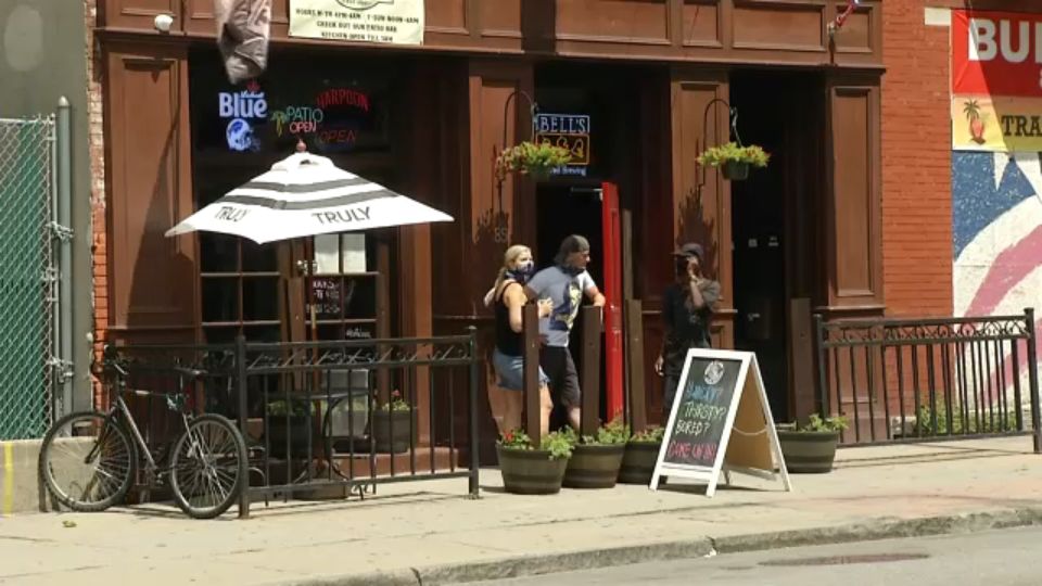 Buffalo Closes Part of Chippewa to Expand Outdoor Dining
