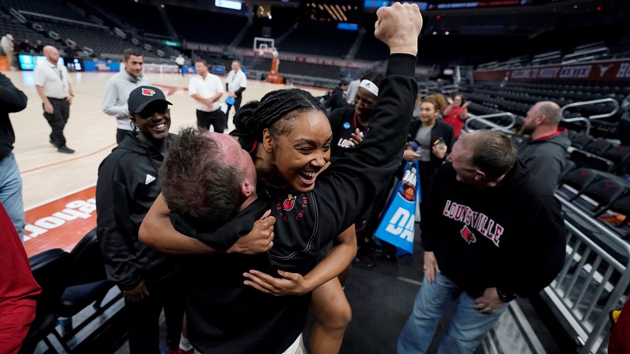 Chrislyn Carr - Louisville Cardinals Guard - ESPN