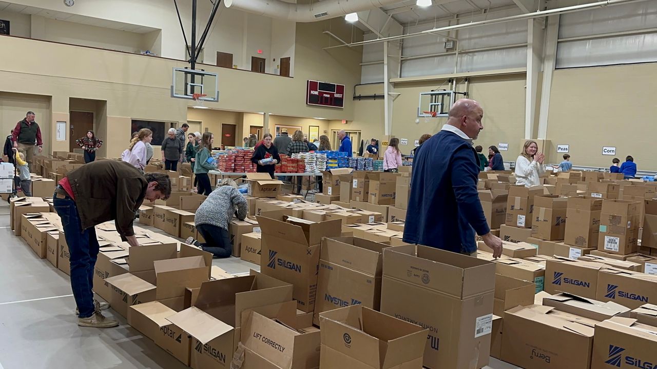 Spreading holiday love through Christmas food baskets