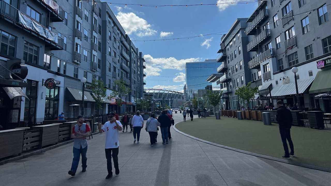 Banks reinstates 21+ age policy heading into summer