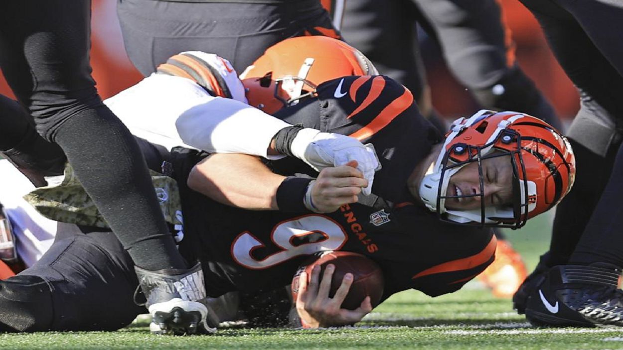 Contending but stumbling, Bengals regroup for second half