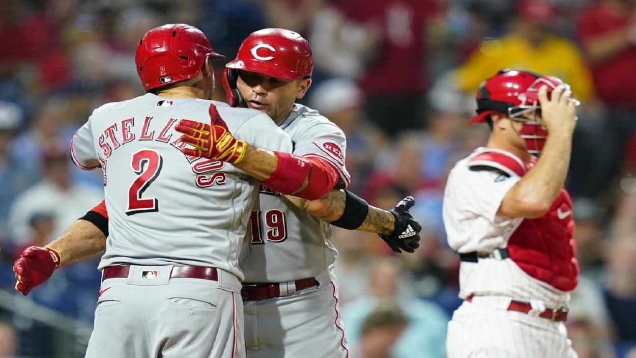 Joey Votto homers in 7th consecutive game