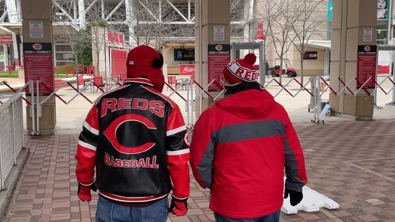 Cincinnati Reds Fan Continues 30 Year Opening Day Streak