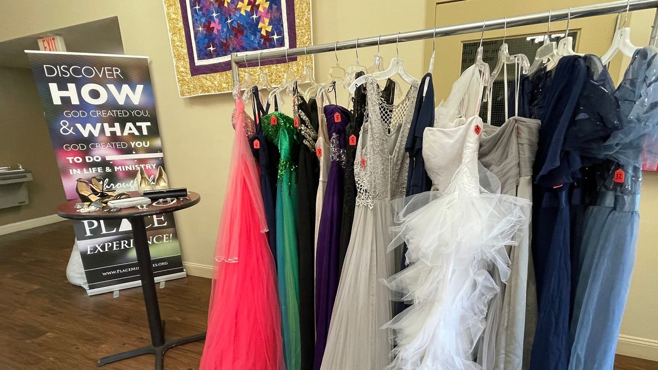 Cinderella s Closet Prom Dresses