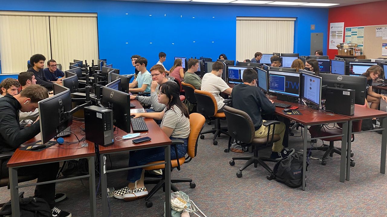 Citrus High School teaches kids how to stay safe online