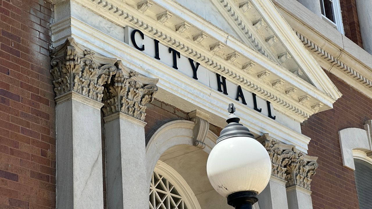 Bowling Green council rejects data center pause, proposes new rules