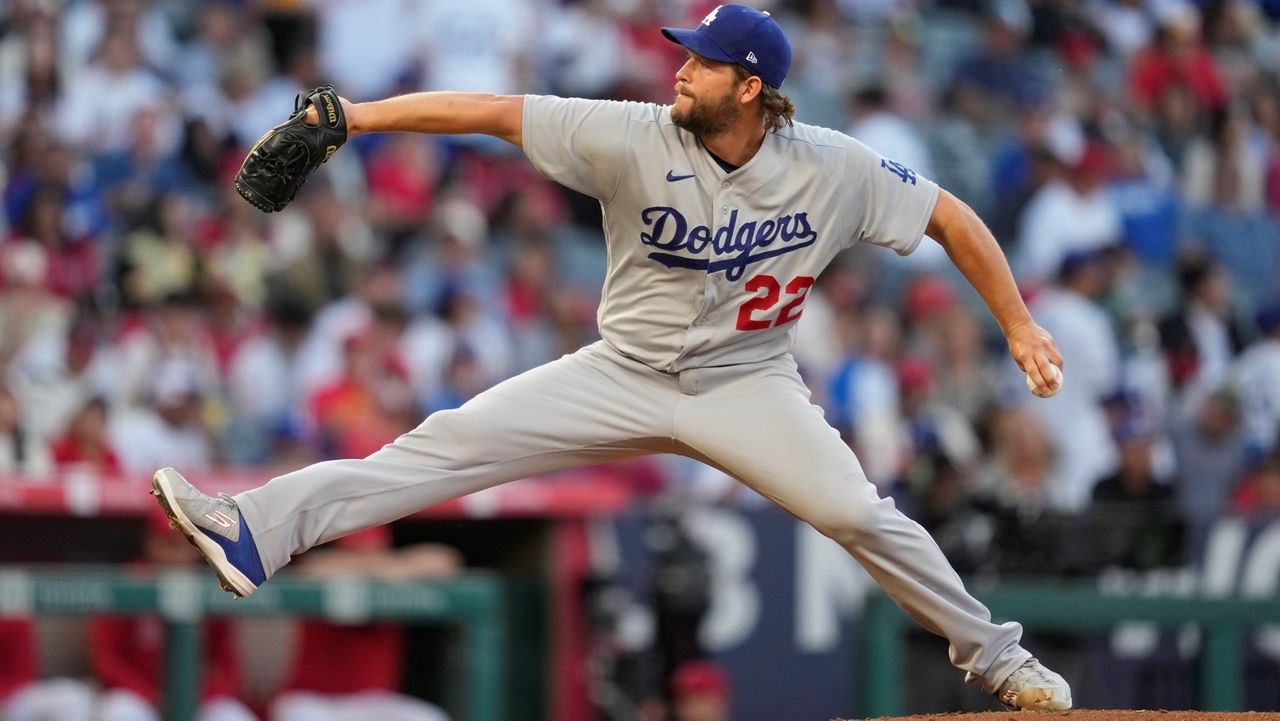 Kershaw deals, and the Dodgers get 2 big breaks in a 2-0 win