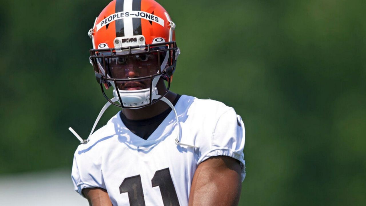 Cleveland Browns wide receiver Donovan Peoples-Jones (11) walks