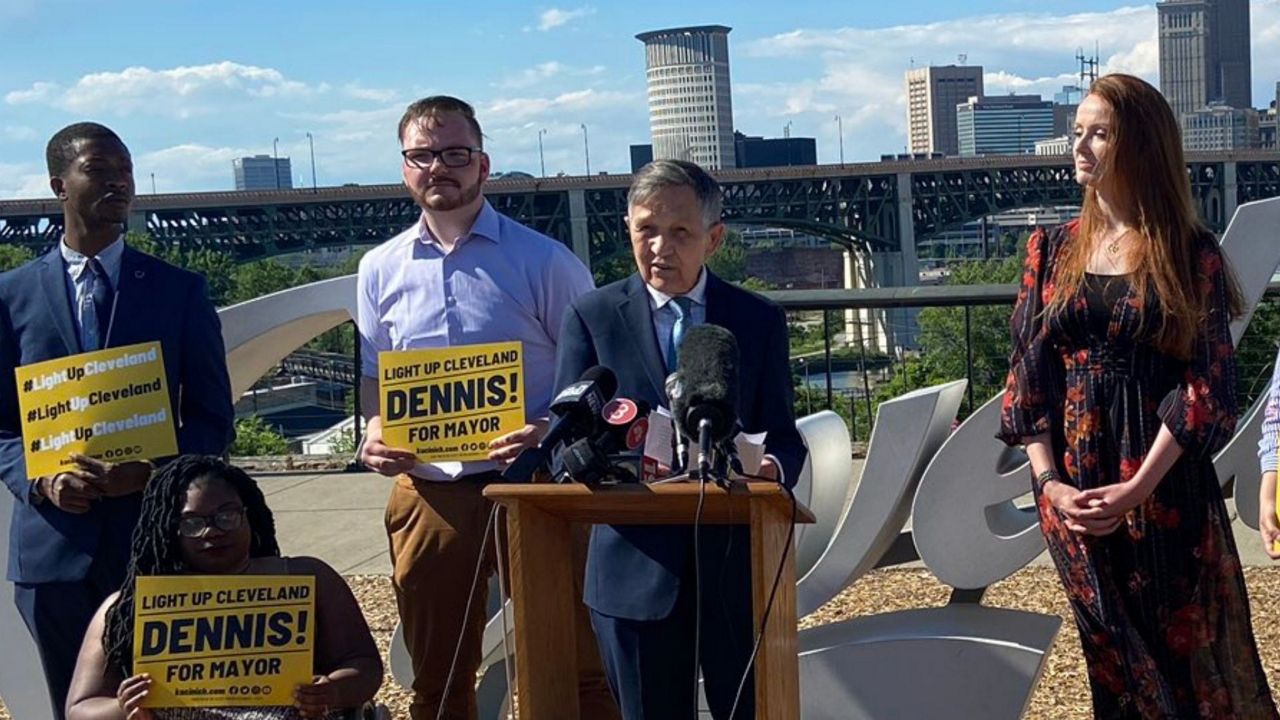 Kucinich ends speculation, announces he's running for mayor