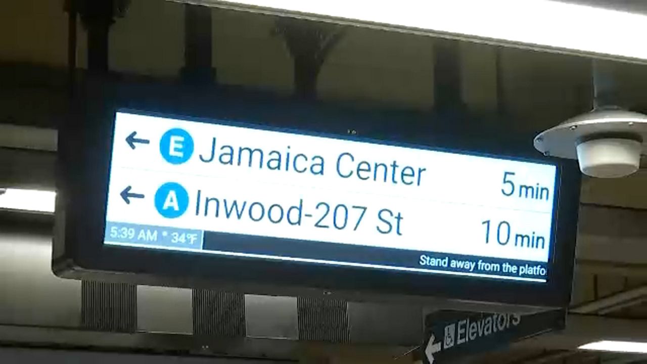 Straphangers question MTA as subway countdown clocks show inaccuracies