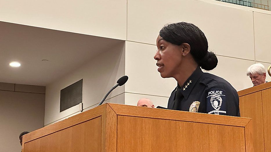 Charlotte City Council delays vote on proposed 9 p.m. teen curfew