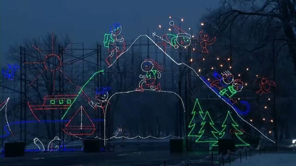 Lights on the Lake Opens