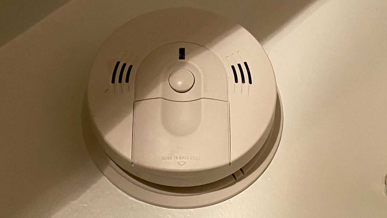 Akron law mandates CO detectors in residential complexes