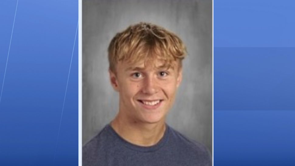 Police search for missing Eau Claire teen