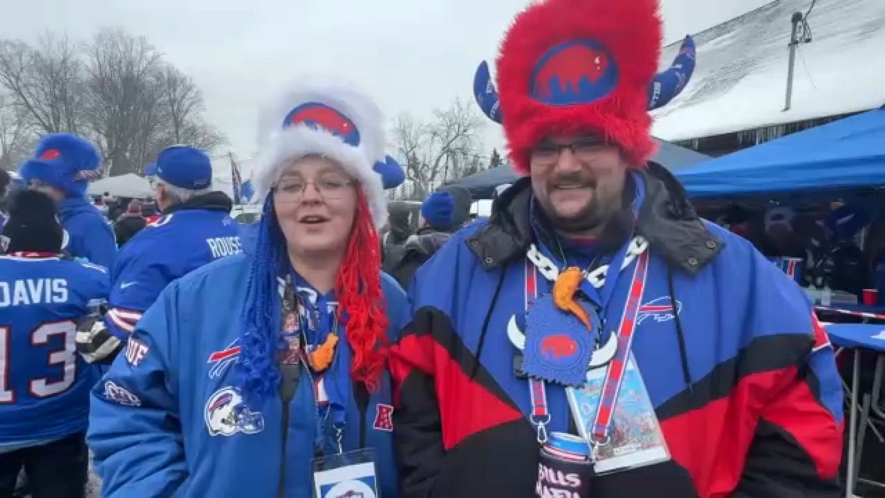 Colorado couple makes 21-hour pilgrimage to Highmark Stadium every year