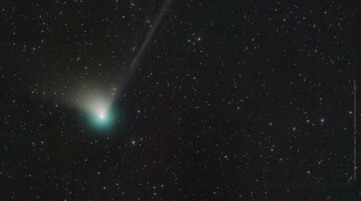 Comet C/2022 E3 (ZTF) in space by telescope