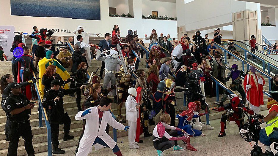 Thousands attend Tampa Bay Comic Convention