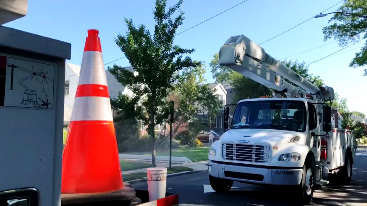 Con Ed Power Outages from Tropical Storm Isaias Latest, image size:1280x720