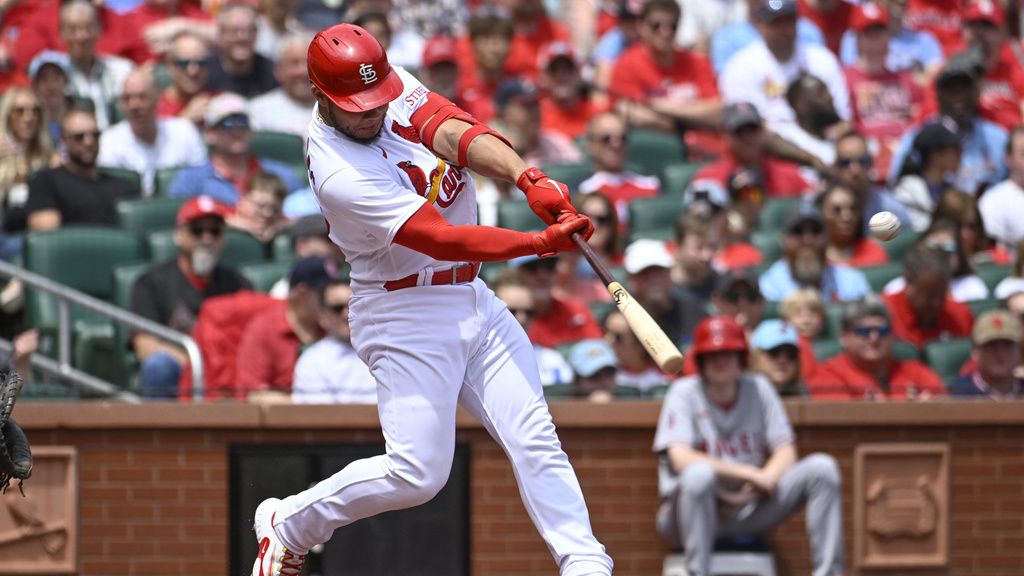 Cardinals hit 7 home runs at home for first time in 83 years, power past  Dodgers 16-8 – KGET 17