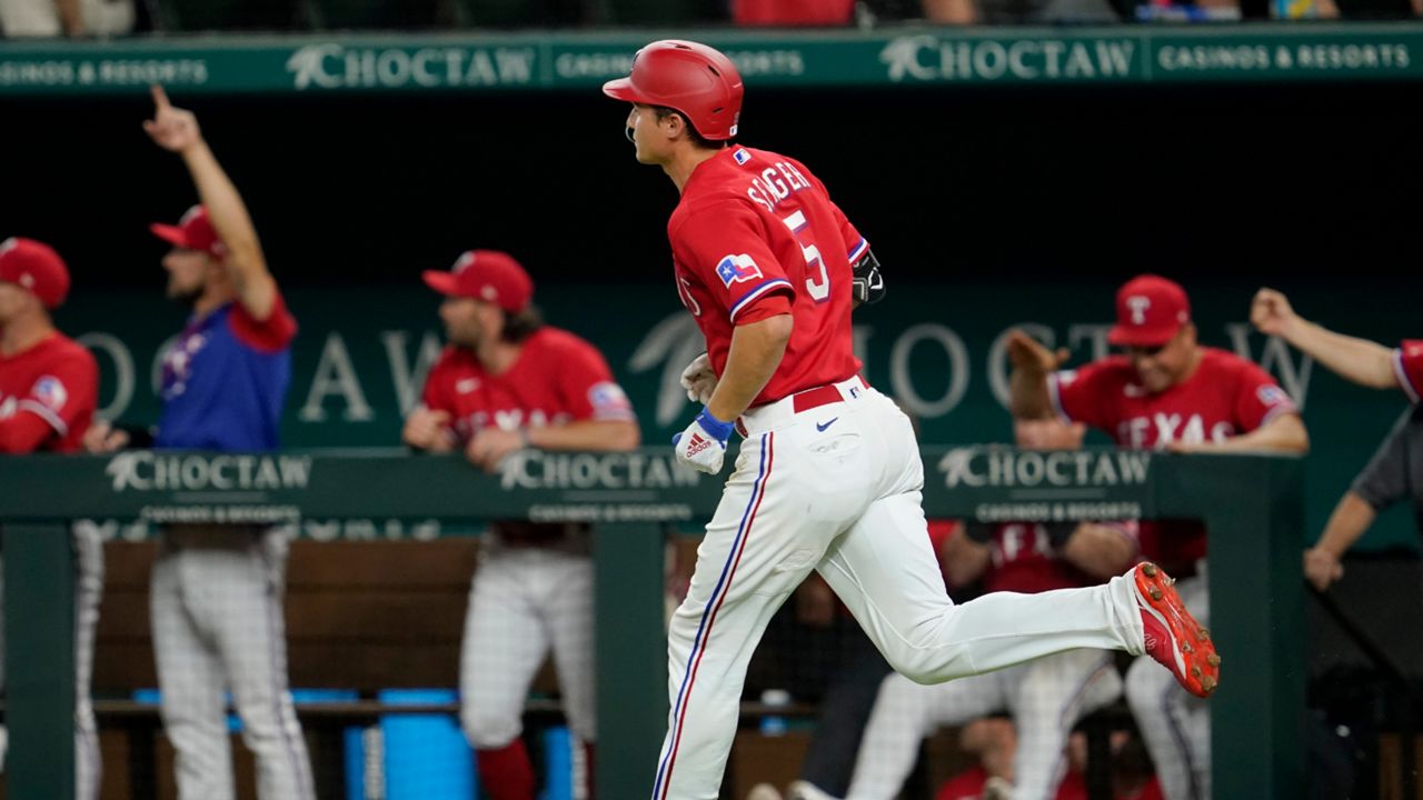 Seager's HR sparks Rangers past Twins 6-5 to end 4-game skid