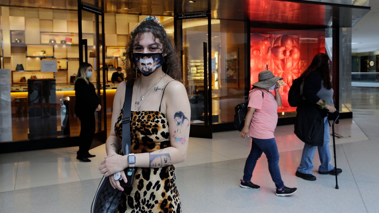 Louis Vuitton Beverly Center Store in Los Angeles, United States