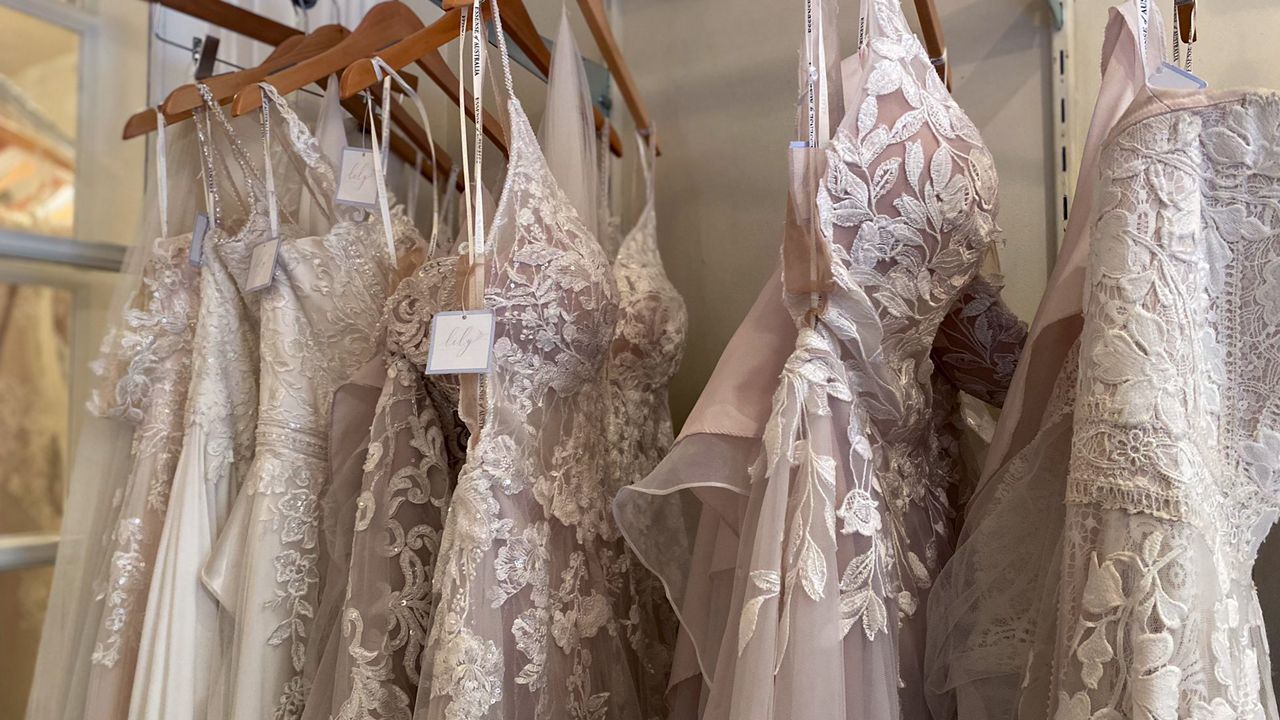 Brides Shop for Wedding Dresses with COVID19 Precautions