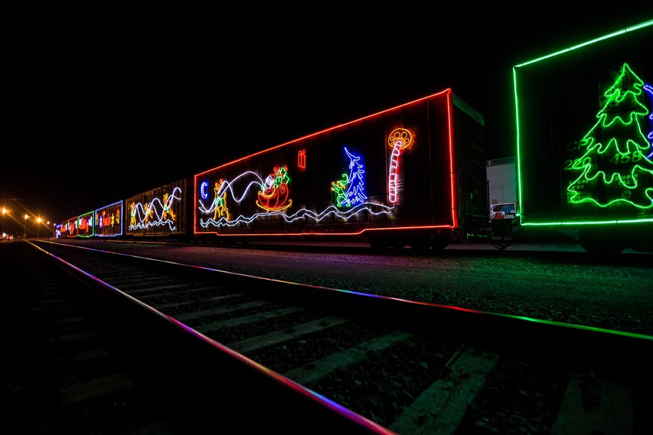 Cp Holiday Train2015nzhighres 4899jpg