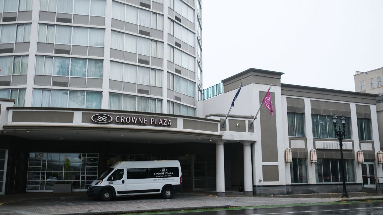 crowne plaza syracuse in daytime