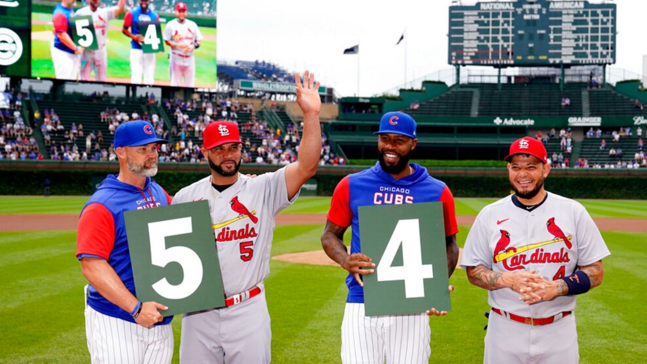 Cubs honor Albert Pujols, Yadier Molina at Wrigley Field Thursday