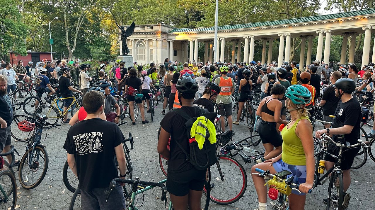 Cyclists against remodeling McGuinness Blvd.