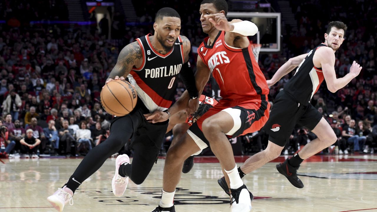 Portland Trail Blazers guard Damian Lillard traded to Bucks