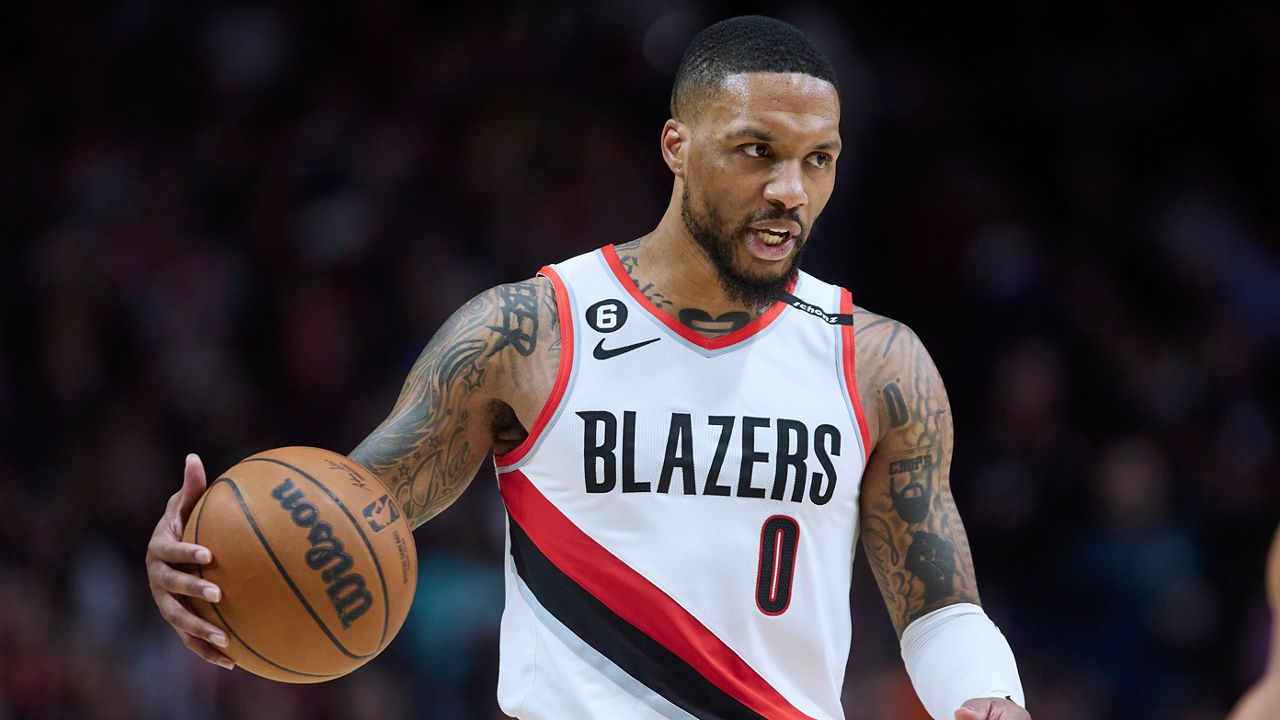 Reports: Damian Lillard traded to Milwaukee Bucks