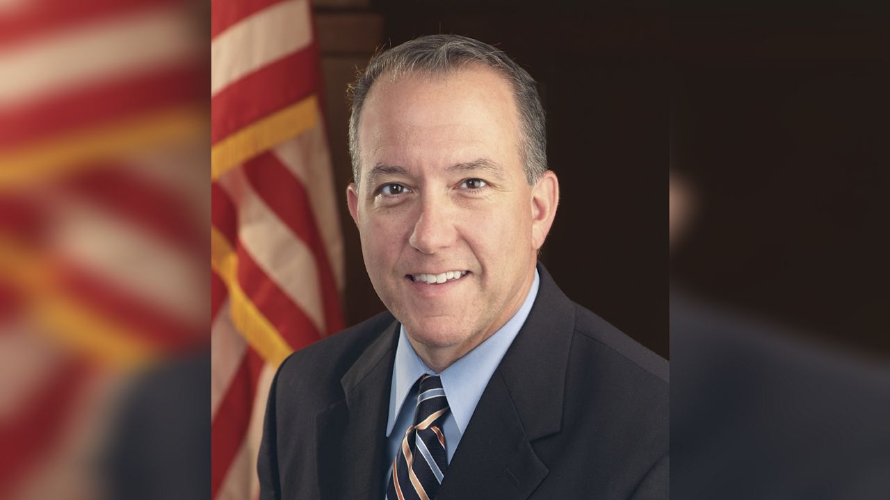 Mayor Dan Horrigan