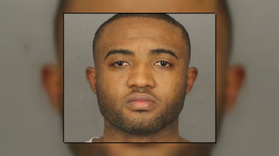 Man arrested for impersonating police officer before armed robbery