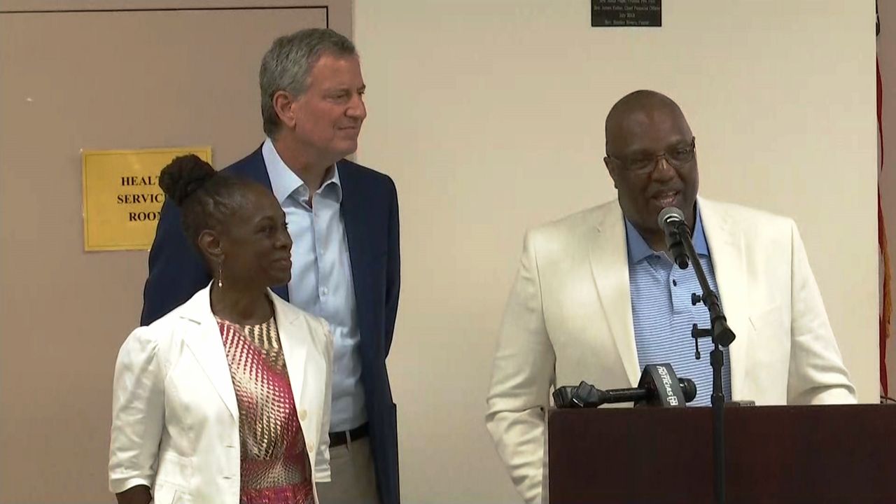 Local South Carolina Mayor Endorses de Blasio for President