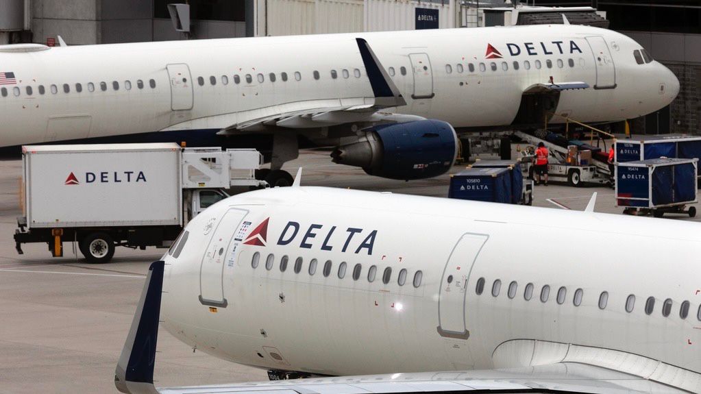 Delta Air Lines flight attendant pay increase