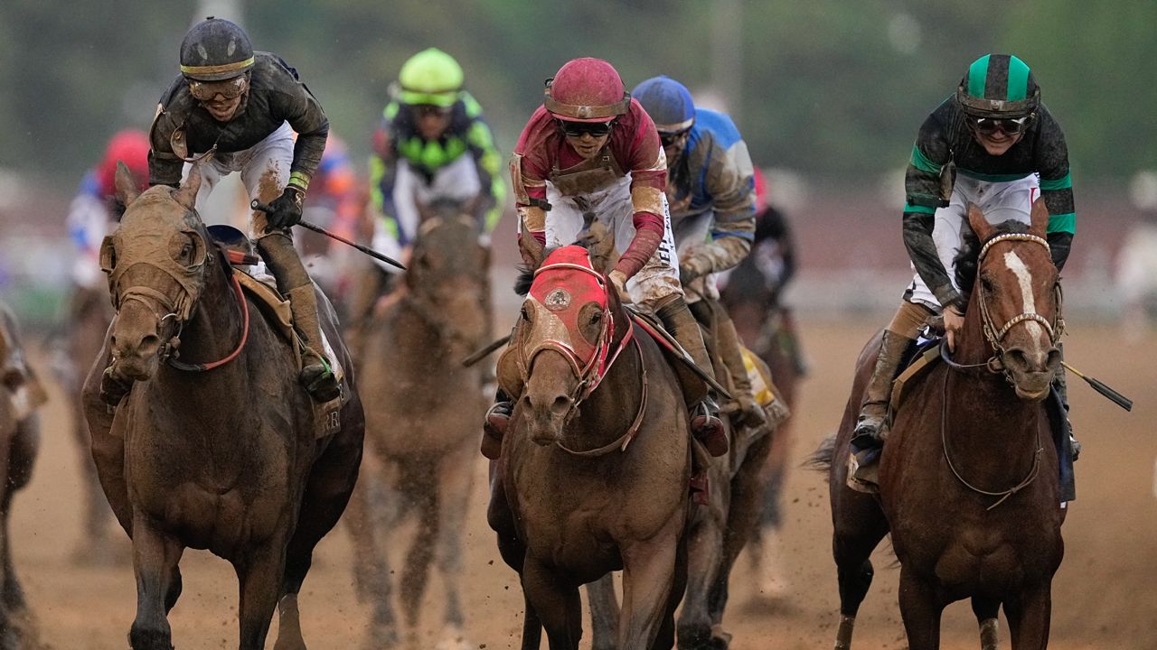 Churchill Downs sets new Spring Meet wagering record