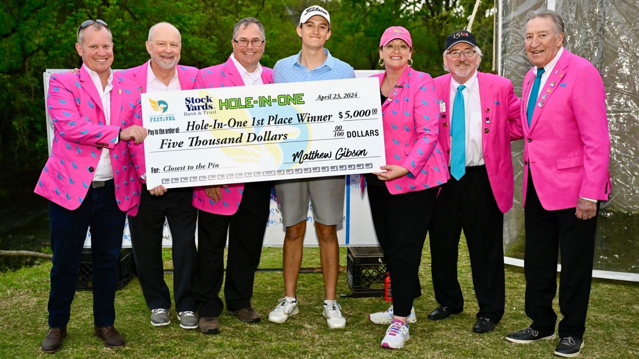 Louisville college student wins Derby Festival Hole-In-One contest