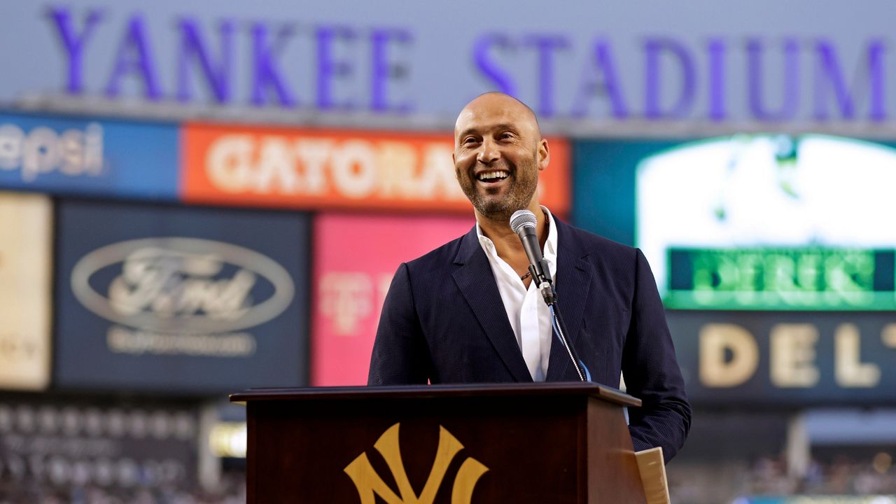 Yankees' Derek Jeter 'at home' during Hall of Fame ceremony