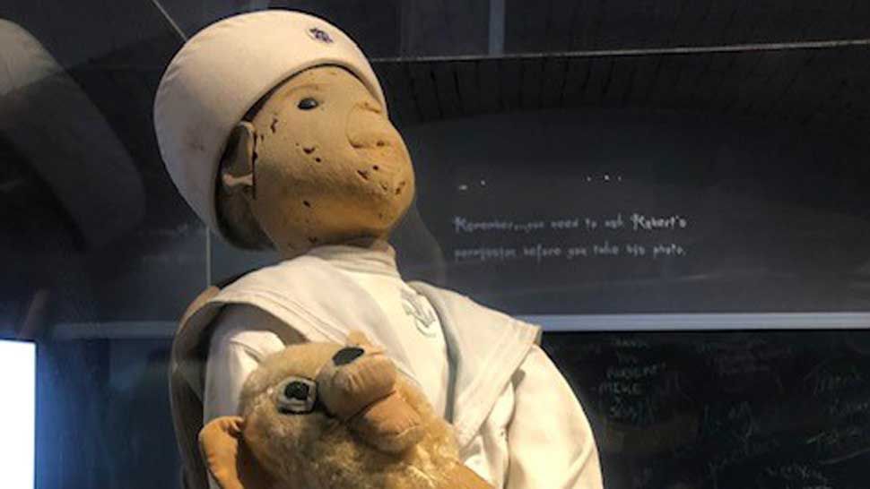 possessed dolls in museum