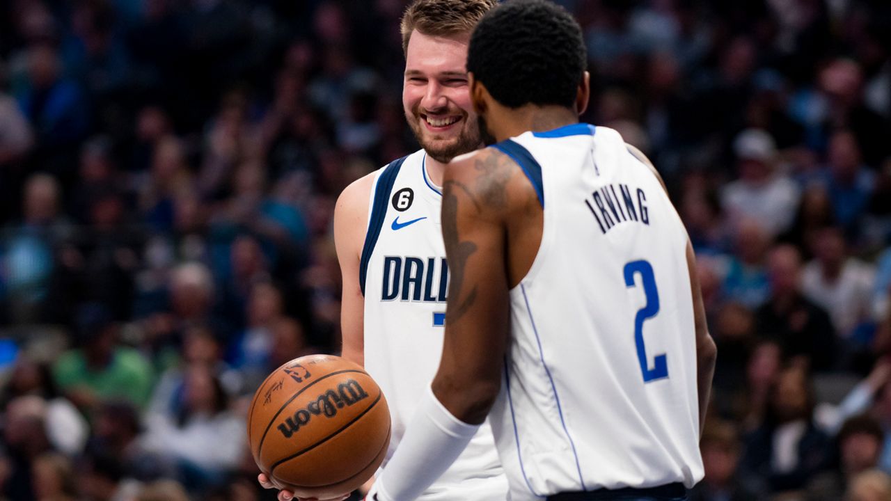 Luka Doncic kicks ball, ejected for 1st time in Dallas Mavericks career