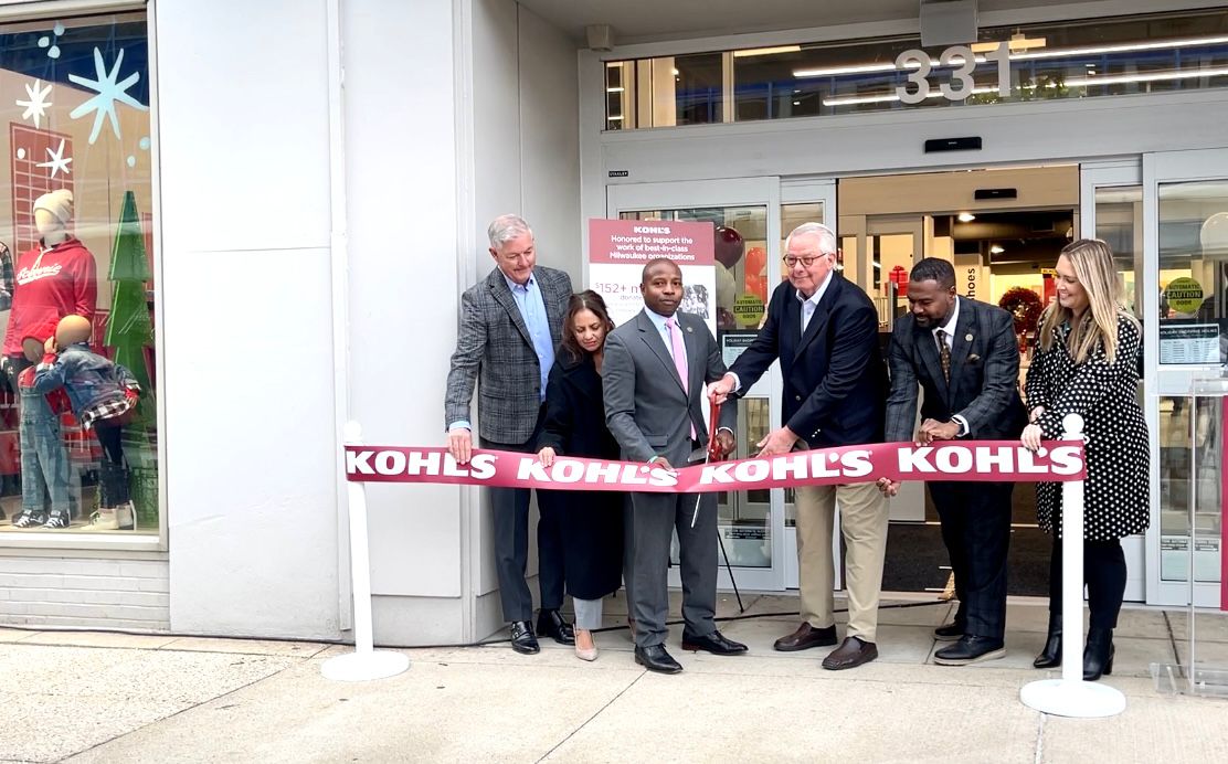 First downtown Milwaukee Kohl's opens